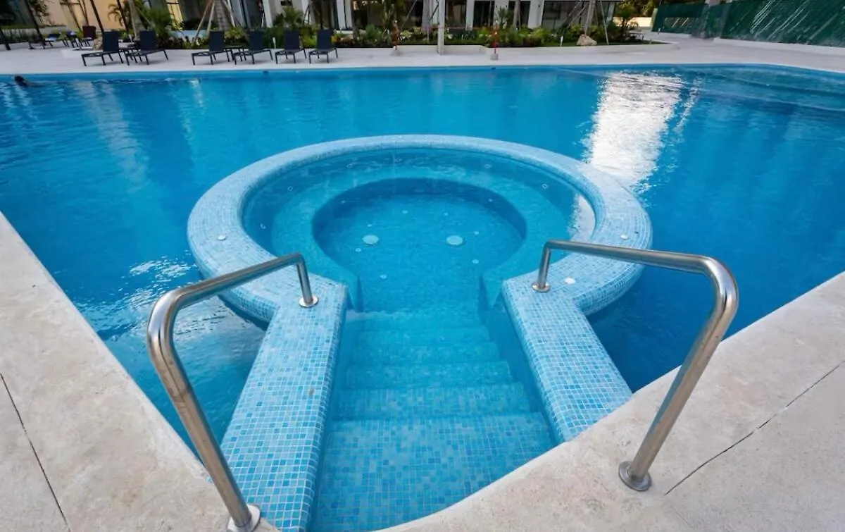 Luxury Apartment In Playa Del Carmen